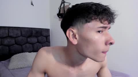 Snapshot of j_u_p_i_t_e_r chatting on January 14, 2025, 3:26 pm Noah online show from January 14, 2025, 3:26 pm