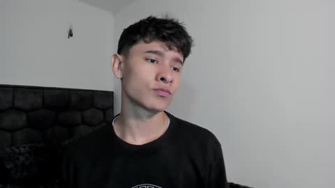 Snapshot of j_u_p_i_t_e_r chatting on January 22, 2025, 11:21 pm Noah online show from January 22, 2025, 11:21 pm