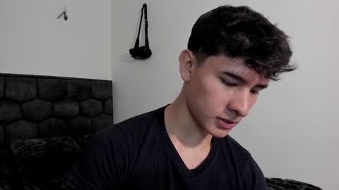 Snapshot of j_u_p_i_t_e_r chatting on January 29, 2025, 12:13 pm Noah online show from January 29, 2025, 12:13 pm