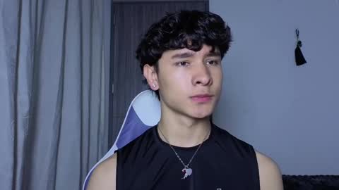 Snapshot of j_u_p_i_t_e_r chatting on October 2, 2025, 1:51 pm Noah online show from October 2, 2025, 1:51 pm