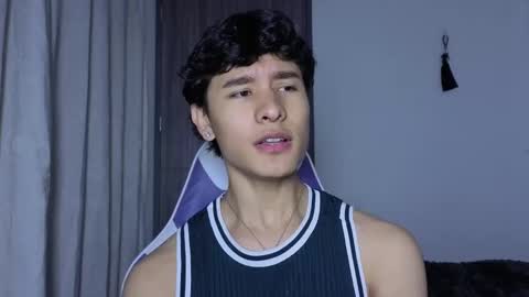 Snapshot of j_u_p_i_t_e_r chatting on October 3, 2025, 12:24 pm Noah online show from October 3, 2025, 12:24 pm