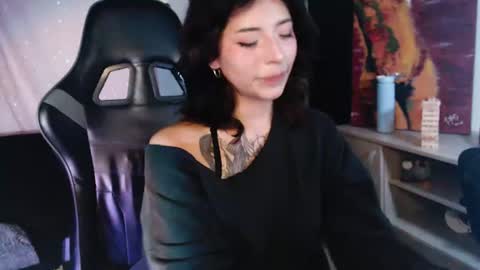 jade 18  online show from July 15, 2026, 2:17 am