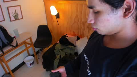 Snapshot of jabob_coper chatting on February 1, 2025, 9:43 am David online show from February 1, 2025, 9:43 am