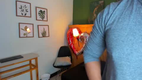 Snapshot of jabob_coper chatting on March 10, 2025, 3:01 am David online show from March 10, 2025, 3:01 am