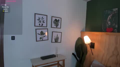 Snapshot of jabob_coper chatting on November 3, 2025, 3:08 am David online show from November 3, 2025, 3:08 am