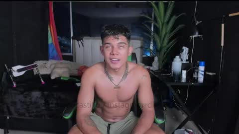 Snapshot of jack_castell chatting on May 27, 2026, 12:18 am JACK CASTELL online show from May 27, 2026, 12:18 am