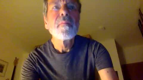 Snapshot of jack_fountain chatting on December 14, 2025, 1:00 am Jack online show from December 14, 2025, 1:00 am