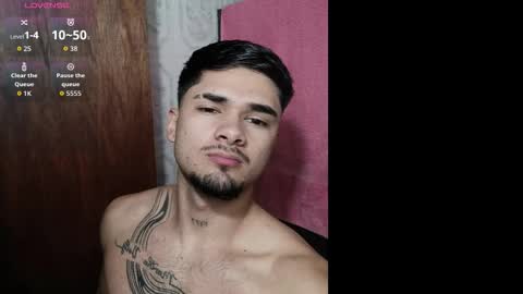 Snapshot of jack_hills2 chatting on October 24, 2025, 12:01 pm online show from October 24, 2025, 12:01 pm