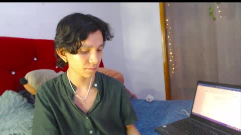 Laick online show from May 16, 2026, 5:59 am