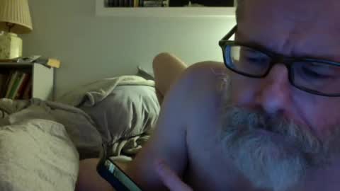 Snapshot of jackbnibbled24 chatting on February 4, 2025, 6:46 am Jackbnibbled online show from February 4, 2025, 6:46 am