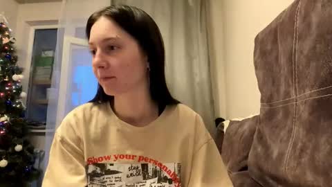 Snapshot of jackelineboldon chatting on December 15, 2025, 5:01 am Alice online show from December 15, 2025, 5:01 am