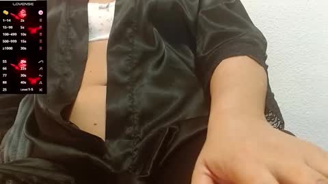 Snapshot of jackie_williams chatting on November 14, 2025, 10:14 am Jackie online show from November 14, 2025, 10:14 am