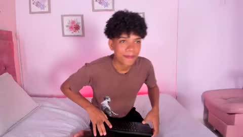 Snapshot of jackk_russell chatting on June 12, 2026, 4:00 am Jackk Russell online show from June 12, 2026, 4:00 am