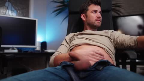 Snapshot of jackoffdude85 chatting on December 21, 2024, 7:35 am Colten Carter online show from December 21, 2024, 7:35 am