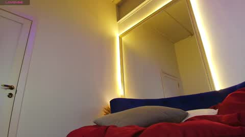 Snapshot of jackp0t__ chatting on January 21, 2025, 11:35 am Win by life online show from January 21, 2025, 11:35 am