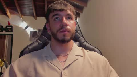 Snapshot of jackson_stifler1 chatting on February 22, 2025, 1:33 am Jckson Stifler online show from February 22, 2025, 1:33 am