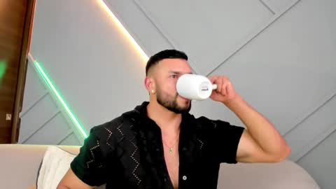 Jackson Wayne online show from February 17, 2025, 9:52 pm