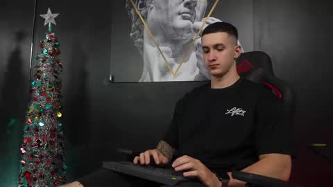 Jackson Olsen online show from December 17, 2025, 8:37 pm