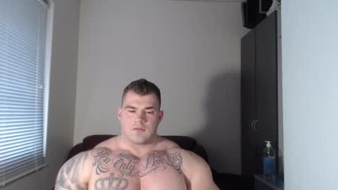 Snapshot of jackyhuge chatting on January 31, 2025, 12:18 pm Jacky online show from January 31, 2025, 12:18 pm