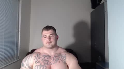 Snapshot of jackyhuge chatting on February 24, 2025, 3:53 pm Jacky online show from February 24, 2025, 3:53 pm