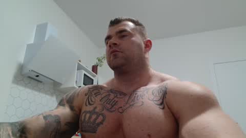 Snapshot of jackyhuge chatting on October 23, 2025, 5:23 pm Jacky online show from October 23, 2025, 5:23 pm