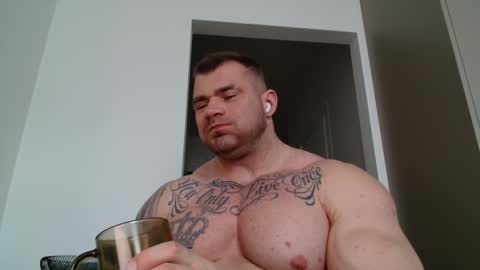 Snapshot of jackyhuge chatting on October 30, 2025, 10:06 am Jacky online show from October 30, 2025, 10:06 am