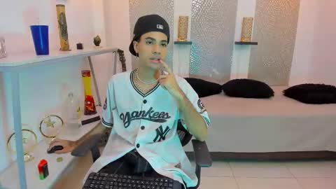 jacob_blackwell online show from November 14, 2025, 12:09 am