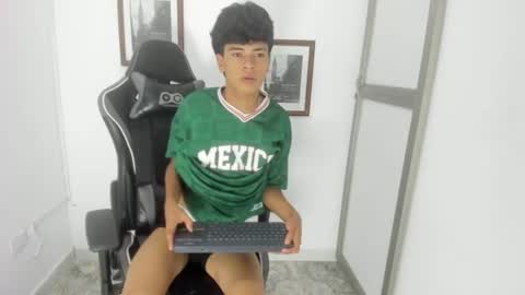 Snapshot of jacob_cum23 chatting on July 10, 2026, 2:19 pm jacob_cum23 online show from July 10, 2026, 2:19 pm