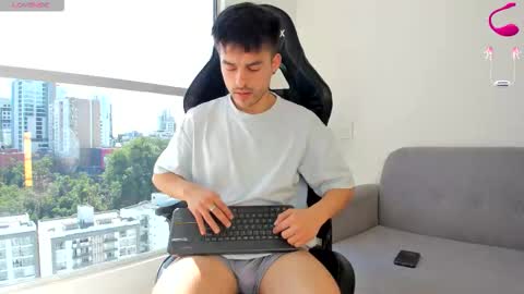 JACOB FERRER online show from March 15, 2026, 8:04 pm