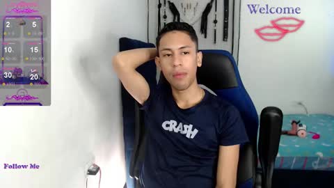 Snapshot of jacob_wolf_xxx chatting on October 31, 2025, 5:19 am jacob online show from October 31, 2025, 5:19 am