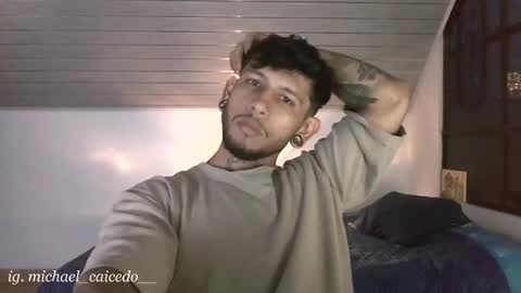 Michael Caicedo online show from May 7, 2026, 1:44 am
