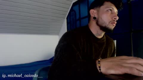 Michael Caicedo online show from May 27, 2026, 2:30 am
