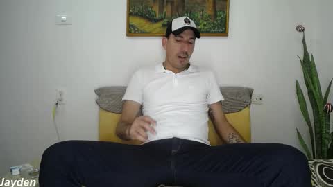 Jacob And Jayden online show from December 19, 2025, 6:59 pm