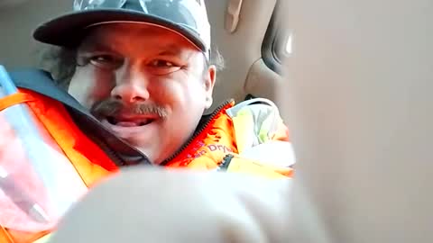 Snapshot of jacobledyit21 chatting on November 2, 2025, 10:12 pm Shakey j online show from November 2, 2025, 10:12 pm