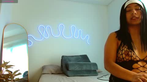 JACOB  ROBIN online show from January 28, 2025, 3:57 pm