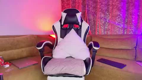 jacobo parker online show from December 16, 2025, 9:36 am