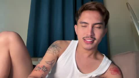 Snapshot of jacobthebezt chatting on June 23, 2026, 8:29 pm Jacob online show from June 23, 2026, 8:29 pm