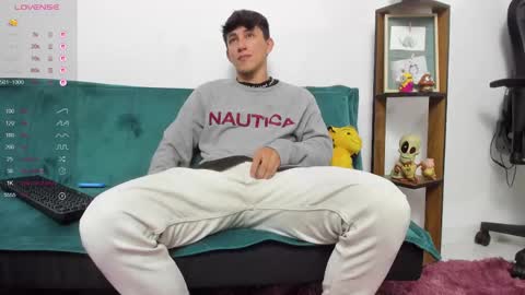 jacobo online show from March 9, 2025, 7:59 pm