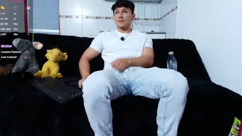 jacobo online show from April 29, 2026, 2:32 pm