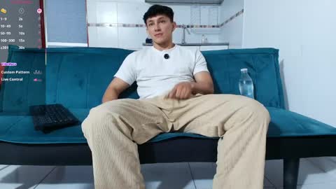 jacobo online show from June 5, 2026, 2:12 pm