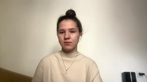 Laura online show from April 17, 2026, 9:01 am