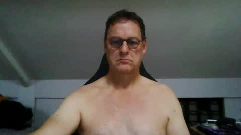 FineAndSimple online show from November 3, 2025, 1:23 pm