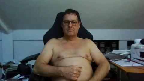 FineAndSimple online show from February 4, 2026, 2:01 pm