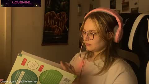 Snapshot of jacywinslat chatting on October 29, 2025, 3:03 pm jacywinslat online show from October 29, 2025, 3:03 pm