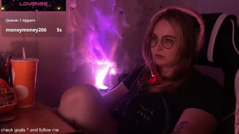 Snapshot of jacywinslat chatting on November 6, 2025, 7:37 pm jacywinslat online show from November 6, 2025, 7:37 pm