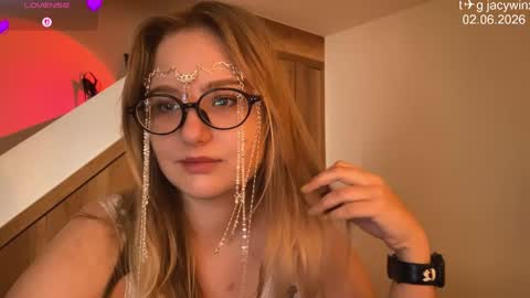 Snapshot of jacywinslat chatting on June 3, 2026, 4:04 am jacywinslat online show from June 3, 2026, 4:04 am