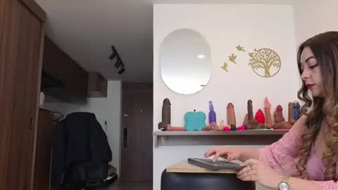Jade online show from July 17, 2026, 2:24 pm