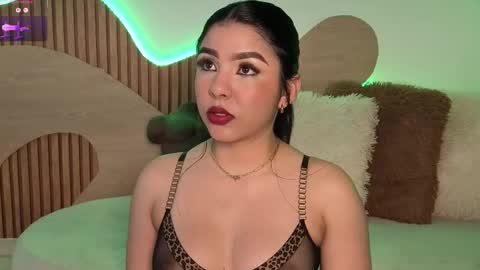  Jade Bonnet online show from February 5, 2026, 12:10 pm