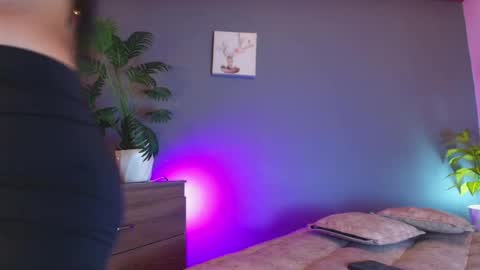 Snapshot of jade_brunnette chatting on May 15, 2026, 8:38 pm Jade Brunete online show from May 15, 2026, 8:38 pm
