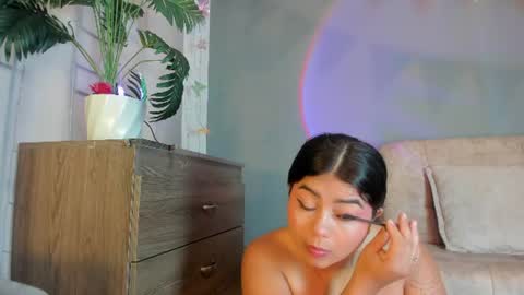 Snapshot of jade_brunnette chatting on June 17, 2026, 8:21 pm Jade Brunete online show from June 17, 2026, 8:21 pm